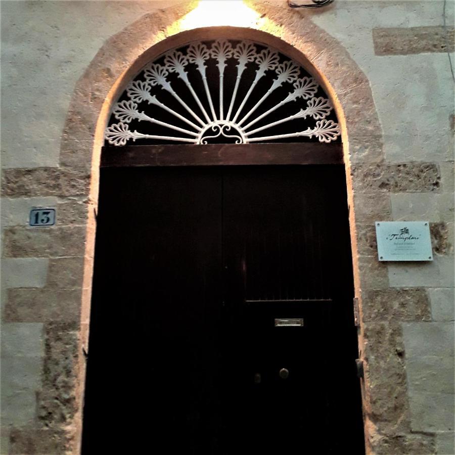 I Templari B&B Self-Contained Brindisi Luaran gambar